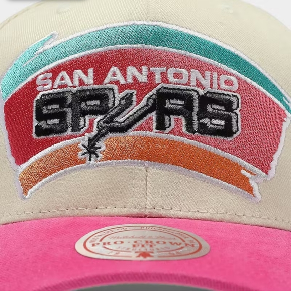 San Antonio Spurs Pro Crown Snapback - Picture 2 of 8
